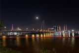 サイゴン川沿いの夜景を眺める夜景「バーソン橋」（ホーチミン）