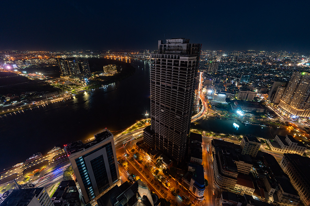 ホーチミン人気の「サイゴン スカイデッキ」からの夜景