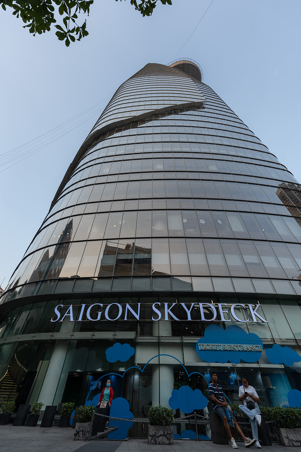 ホーチミン人気の「サイゴン スカイデッキ」からの夜景