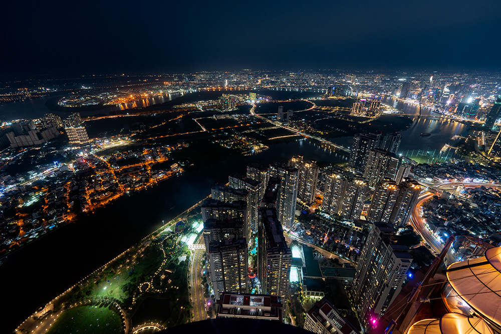 ベトナム最高峰「LANDMARK81」からの夜景(ホーチミン)