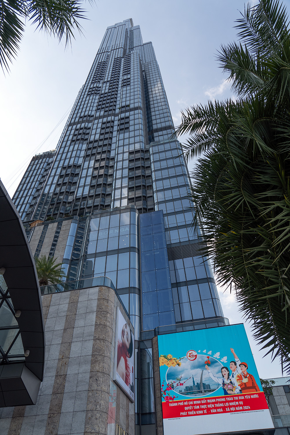 ベトナム最高峰「LANDMARK81」からの夜景(ホーチミン)
