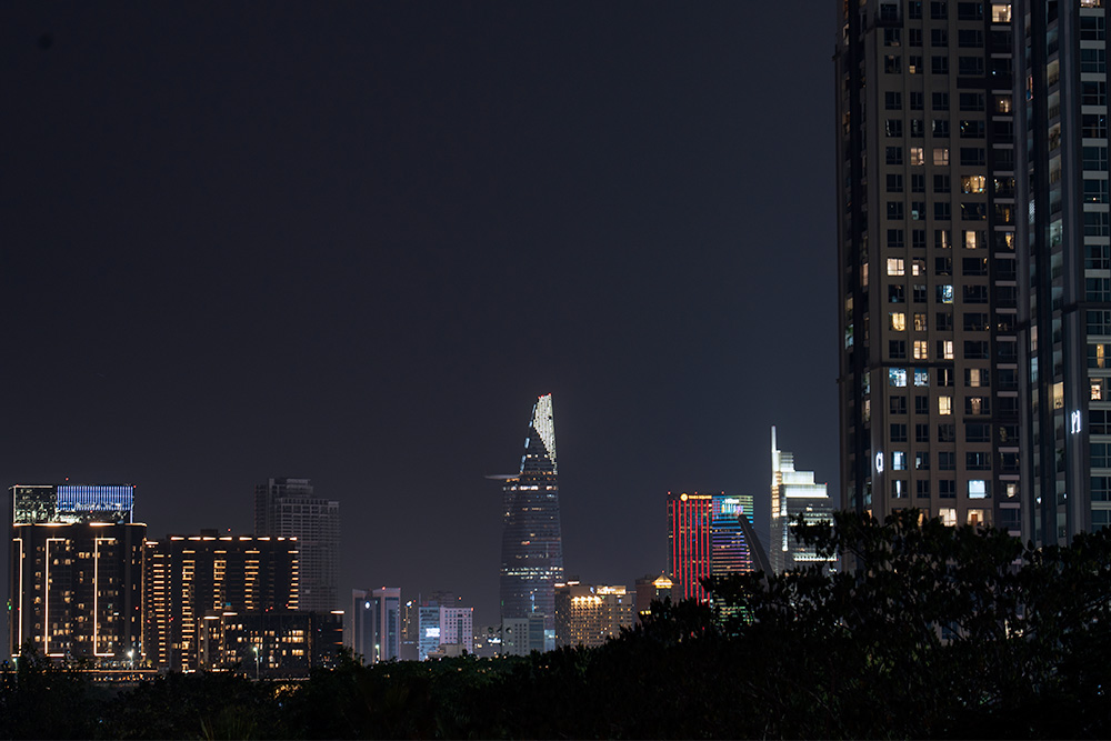 雰囲気抜群なビンホームズ・セントラルパークの夜景(ホーチミン)