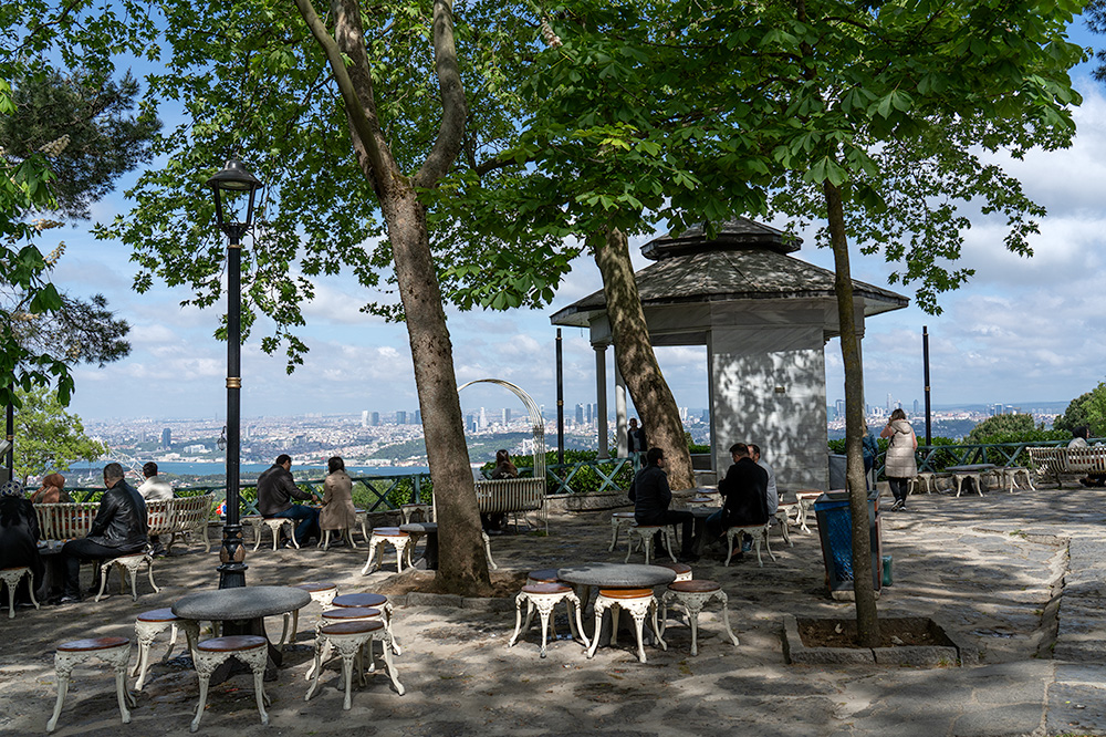 イスタンブールで人気の夜景スポット「チャムルジャ・ヒル」