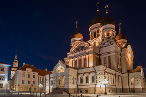 アレクサンドル ネフスキー大聖堂の夜景 タリン