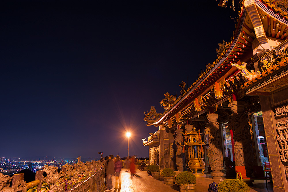 Gate of Bishanyan Temple