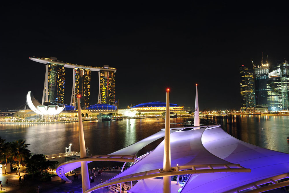 Night view from Esplanade Theatres on the Bay, Outlook Terrace