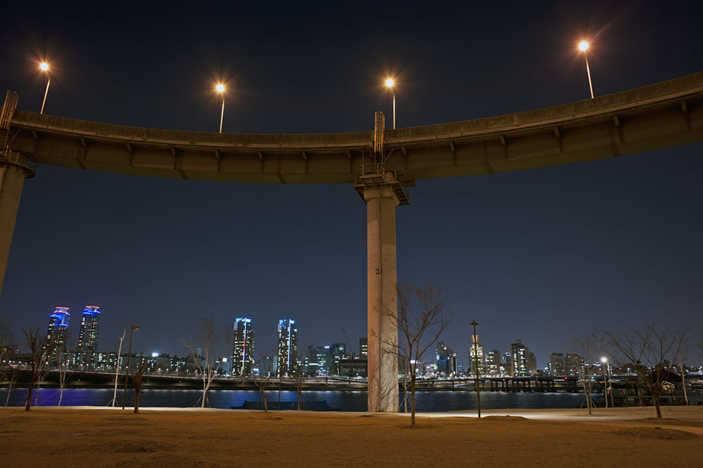 Ttukseom Cultural Complex J-Bug