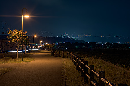 甘利沢川さくら公園の夜景