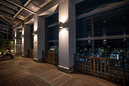 AER　展望テラスの夜景