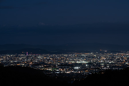 菖蒲ヶ丘展望台　嵐山高雄パークウエイの夜景