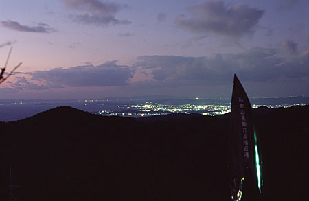 鷲ヶ峰コスモスパークの夜景