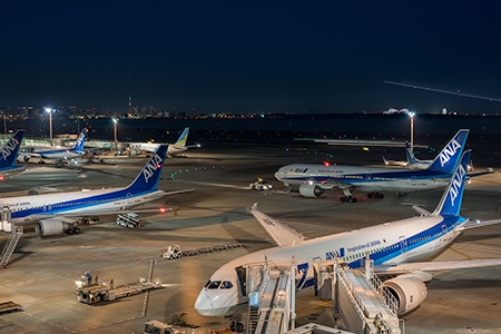 羽田空港 第2旅客ターミナル FLIGHT DECK TOKYOの夜景