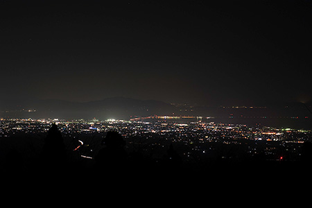 鉢巻山の夜景