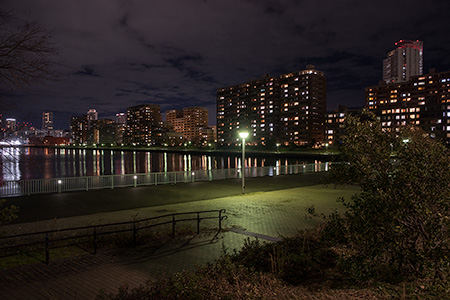 HATなぎさの湯　足湯の夜景