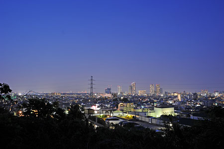 井田伊勢台公園の夜景