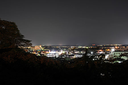 稲荷山公園の夜景
