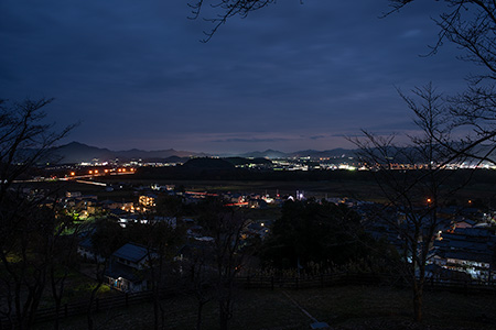 猪崎城跡の夜景