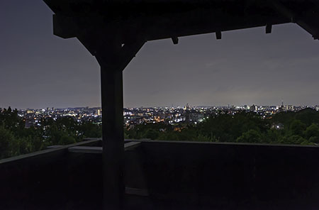 色金山歴史公園の夜景