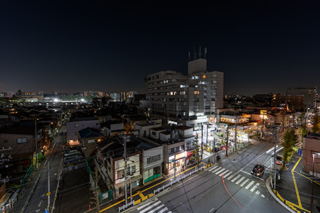 J&MALL　ルーフガーデンの夜景