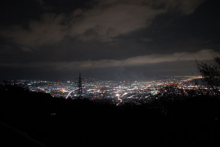 野田山健康緑地公園　金丸山広場の夜景