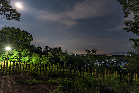 神田PA（下り）の夜景