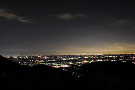 太平山　謙信平展望台の夜景