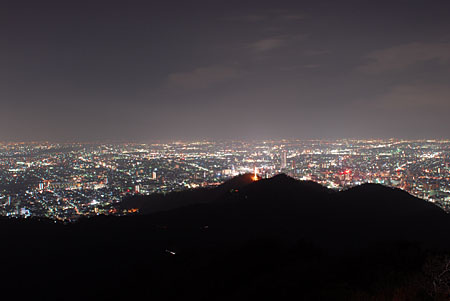 金華山展望台の夜景
