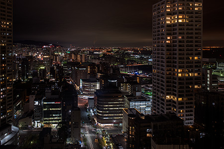 神戸市役所　展望ロビーの夜景