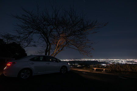 パノラマ駐車場近く　信貴生駒スカイラインの夜景