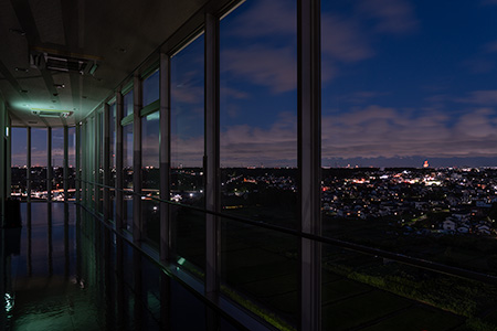 高座クリーンセンター環境プラザ　展望室の夜景