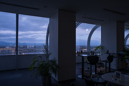 久留米市役所　展望ロビーの夜景