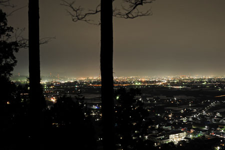槇山城趾の夜景