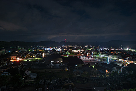 丸子山公園　風車の丘の夜景