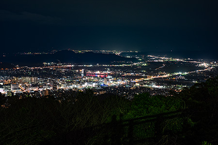 眉山の夜景