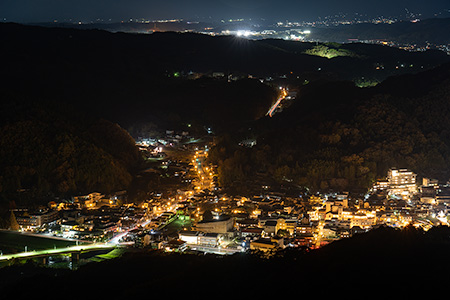 大山展望台の夜景