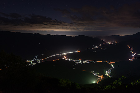 身延山 南側展望台の夜景