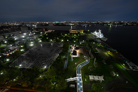 名古屋港ポートビルの夜景