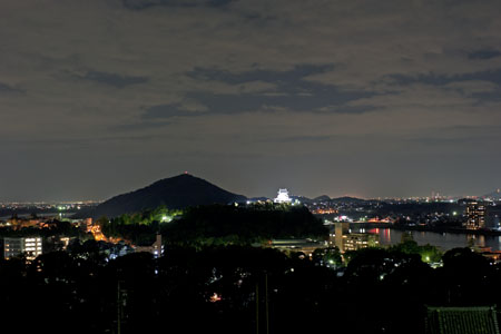 犬山成田山大聖寺の夜景