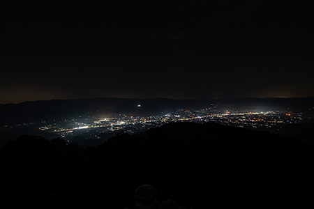 シャンテパルク新山の夜景
