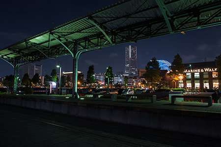 旧横浜港駅プラットフォームの夜景