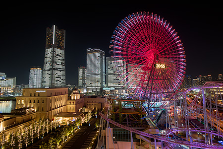 横浜ワールドポーターズ　ルーフガーデンの夜景