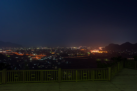 さえずりの森　高倉展望台の夜景