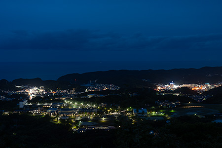 三階山展望所の夜景