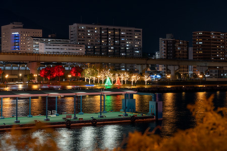鯨瀬ターミナルビルの夜景