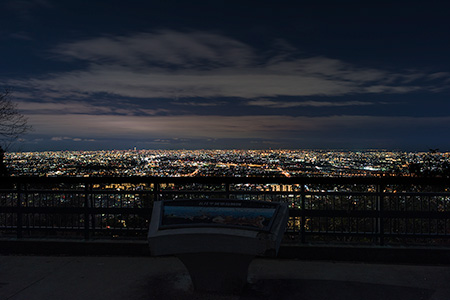 五月平展望台　五月山ドライブウェイの夜景