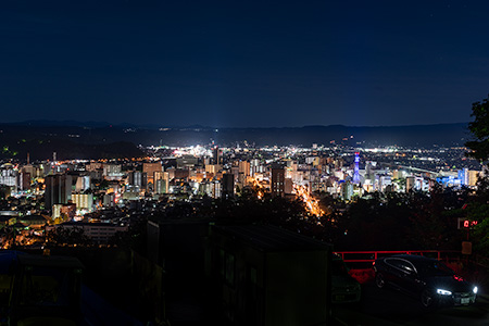 信夫山　第一展望台の夜景