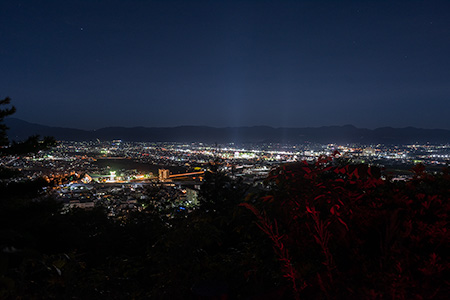信夫山　第三展望台の夜景