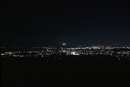 大庭空山展望台の夜景