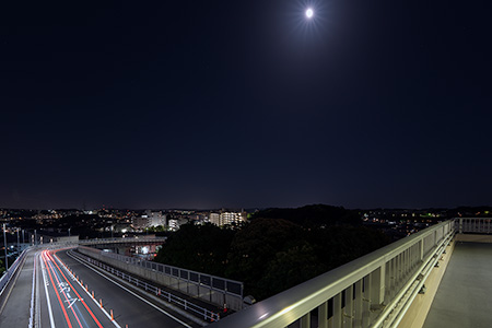 南戸塚IC跨道橋の夜景