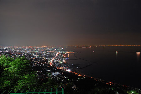 須磨浦山上園地　東部展望台の夜景